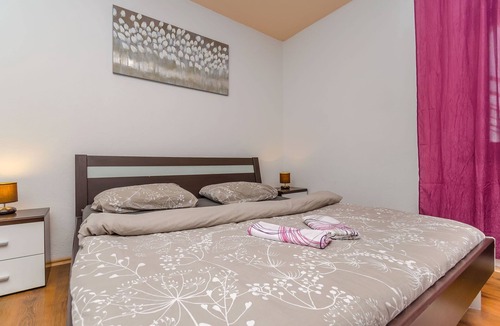 Seget Apartment | Apartment Jakus (98041-A1) - Vrsine