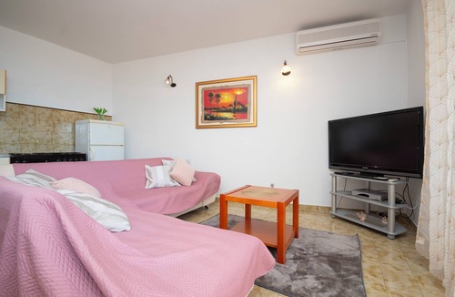 Dugi Rat Apartment | Apartment Karlo
