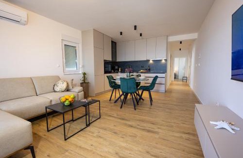 Batinici Apartment | Apartment Kotišina Residence J beach parking included