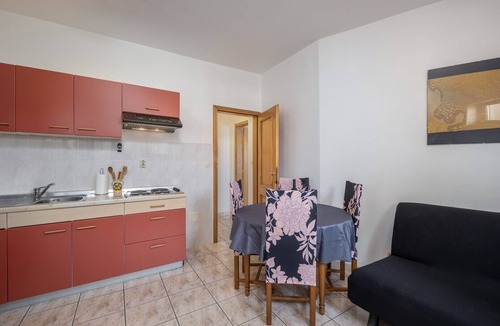 Supetarska Draga Apartment | Apartment Lapida A2 with Sea View and Pool
