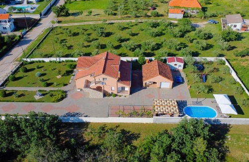 Galovac Apartment | Apartment Leonardo