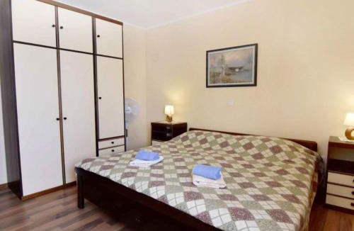Đuba Apartment | Apartment Lorena B4 by Interhome