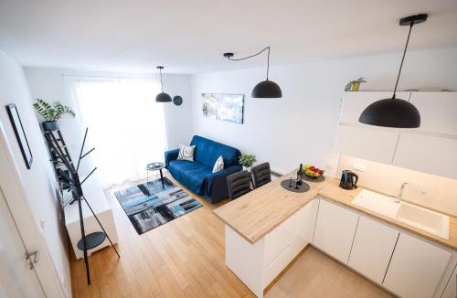 Zadar Apartment | Apartment Lorenzo - cozy apartment with balcony & free parking