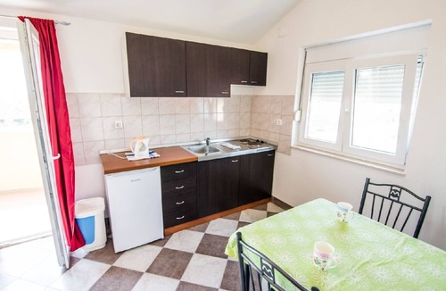 Kakma Apartment | Apartment Marica - Spacious accommodation for 8 people with pool