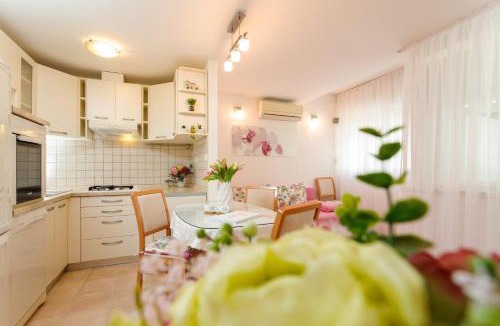 Split Apartment | Apartment Marin-LATE CHECK IN AVAILABLE