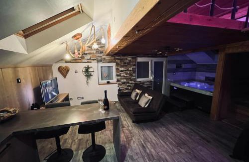Lasko Apartment | Apartment Mastnak - Private Wellness & Jacuzzi