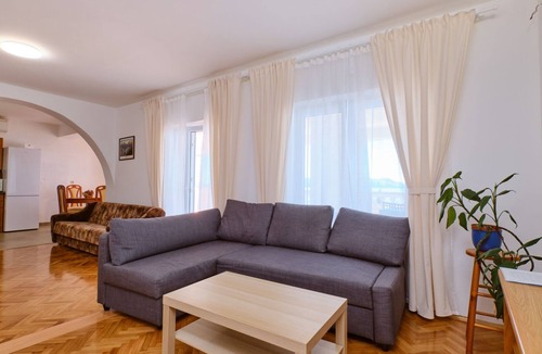 Sveti Juraj Apartment | Apartment Mediera sea view 2 by Villas Guide