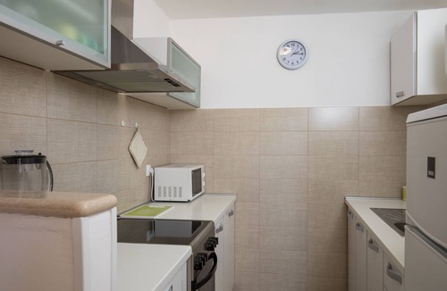 Gruz Apartment | Apartment Meet & Greet- Studio Apartment with Terrace and Sea View
