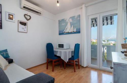 Slatine Apartment | Apartment Miljus by Interhome