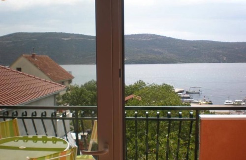 Vrsine Apartment | Apartment mit Balkon by Interhome