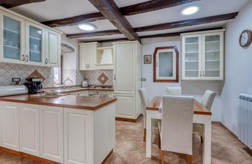 Opatija Apartment | Apartment Mrak by Interhome