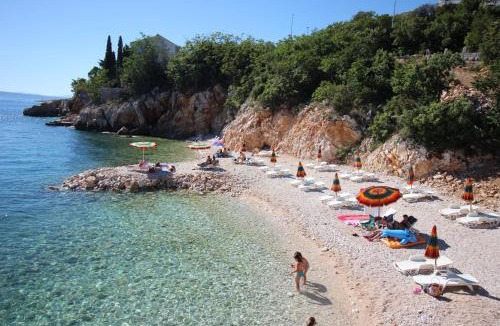 Povile Apartment | Apartment near the beach Jadranka