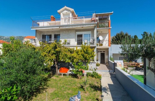 Kastel Gomilica Apartment | Apartment Obala Kralja Tomislava Vi