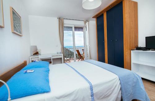 Krvavica Apartment | Apartment Pine