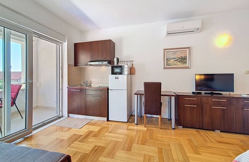 Gradac Apartment | Apartment Rilić by Interhome