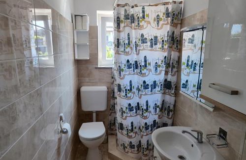 Marezige Apartment | Apartment Rose