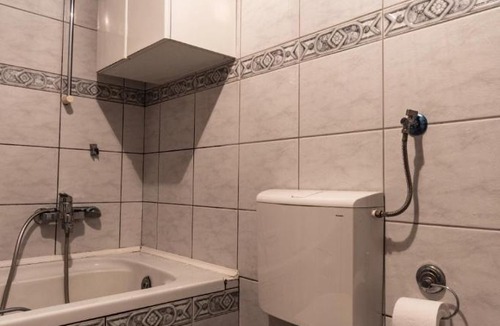 Dobrna Apartment | Apartment Satya