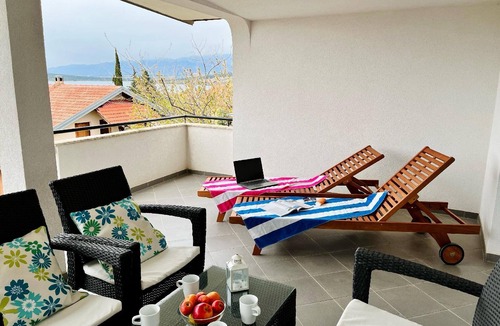 Gornji Karin Apartment | Apartment Steela in Karin Gornji
