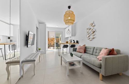 Cres Apartment | Apartment Sunshine Cres
