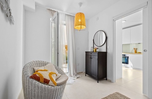 Cres Apartment | Apartment Sunshine Cres