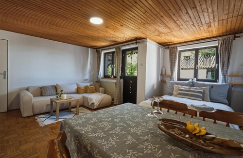 Beltinci Apartment | Apartment Vineyard nook Lendava