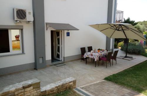 Stinjan Apartment | Apartment Violeta