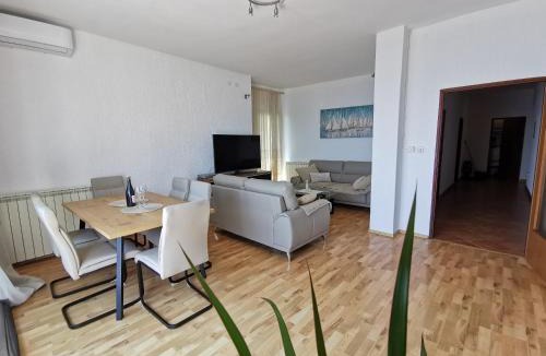 Medveja Apartment | Apartment Vista Kali