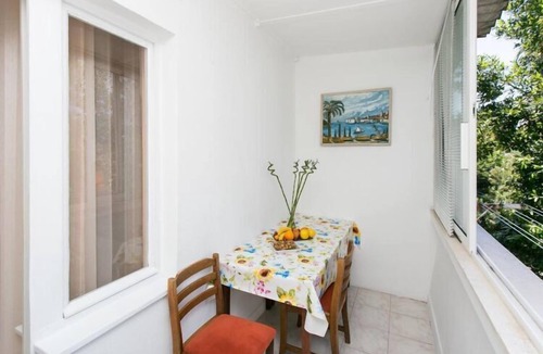 Montovjerna Apartment | Apartment Vukoja - One-Bedroom Apartment with Balcony
