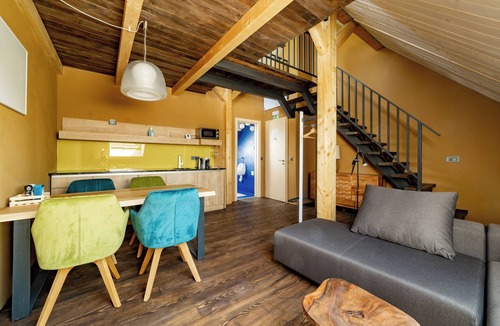 Cerknica Apartment | Apartment with terrace