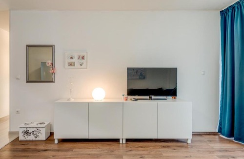 Vranjic Apartment | Apartment Zara
