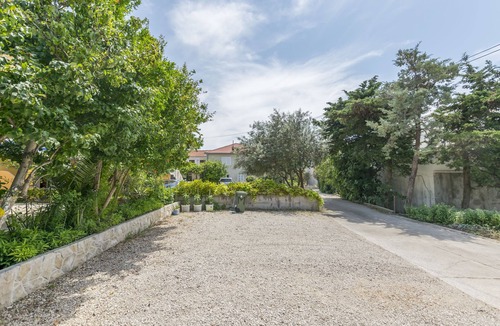 Zrce Apartment | Apartments and Room Central Position (53491-A1) - Novalja - island Pag