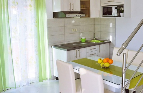 Vinisce Apartment | Apartments Anamarija, (14981), Vinišce, hr