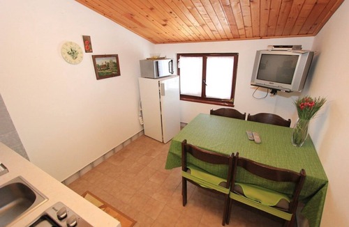 Pomer Apartment | Apartments and Rooms Ana Pomer (16077-A1) - Pomer