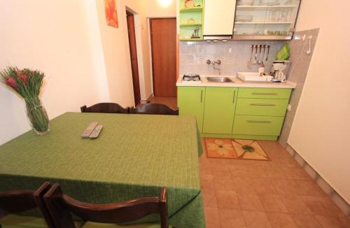 Pomer Apartment | Apartments and Rooms Ana Pomer
