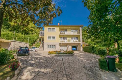 Pobri Apartment | Apartments Anita near Opatija with private parking