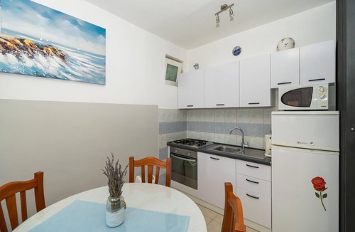 Tribunj Apartment | Apartments Anita Tribunj (82741-A1) - Tribunj