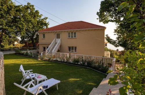 Plat House | Apartments Belenum