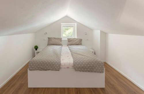 Siska District Apartment | Apartments Berni