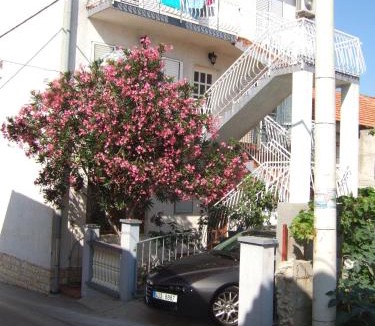 Pakostane Apartment | Apartments Bibijana