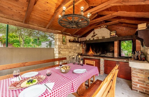 Nin Apartment | Apartments Božo, (14100), Nin, hr