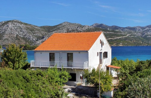 Kneza Apartment | Apartments by the sea Kneza, Korcula - 9185