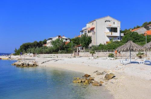Seget Donji Apartment | Apartments by the sea Seget Donji, Trogir - 19351