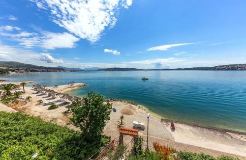 Seget Donji Apartment | Apartments by the sea Seget Donji, Trogir - 19351