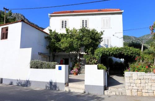 Viganj Apartment | Apartments by the sea Viganj, Peljesac - 10140