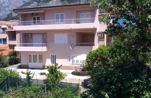 Vrpolje Apartment | Apartments Cecilija