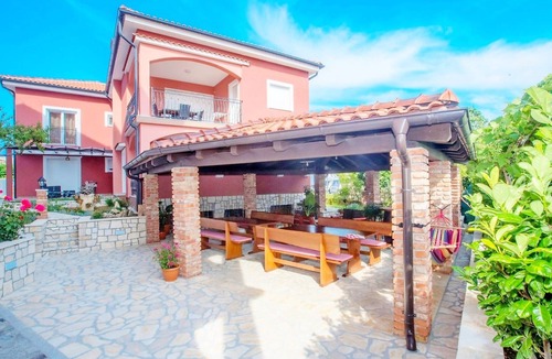 Lopar Apartment | Apartments Danijel, (15703), Lopar, hr