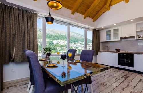 Montovjerna Apartment | Apartments Dub - One-Bedroom Apartment with Terrace and Hot Tub
