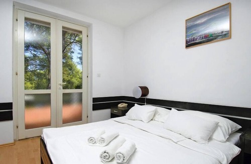 Island Hvar Apartment | Apartments Fontana Resort in Jelsa, with swimming pool