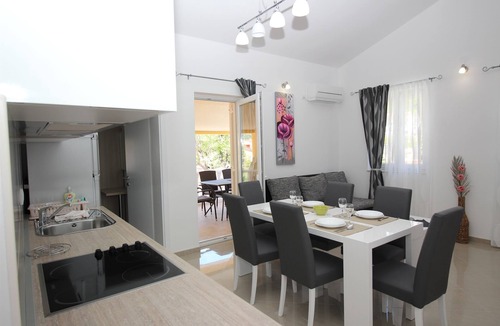 Baska Apartment | Apartments Gorica I (69003-A8) - Baska - island Krk