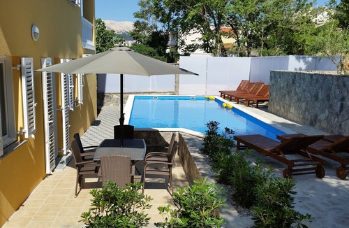 Baska Apartment | Apartments Gorica I (69003-A8) - Baska - island Krk